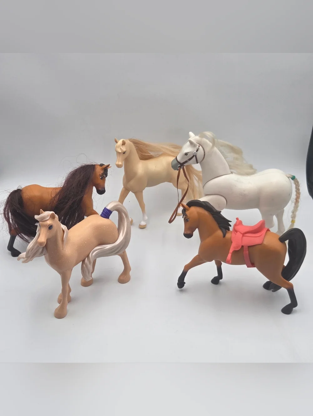 Lot of 2 DreamWorks Spirit Riding Free 6 1/2" Horses 2017-2019 +3 Other Horses - Picture 2 of 10